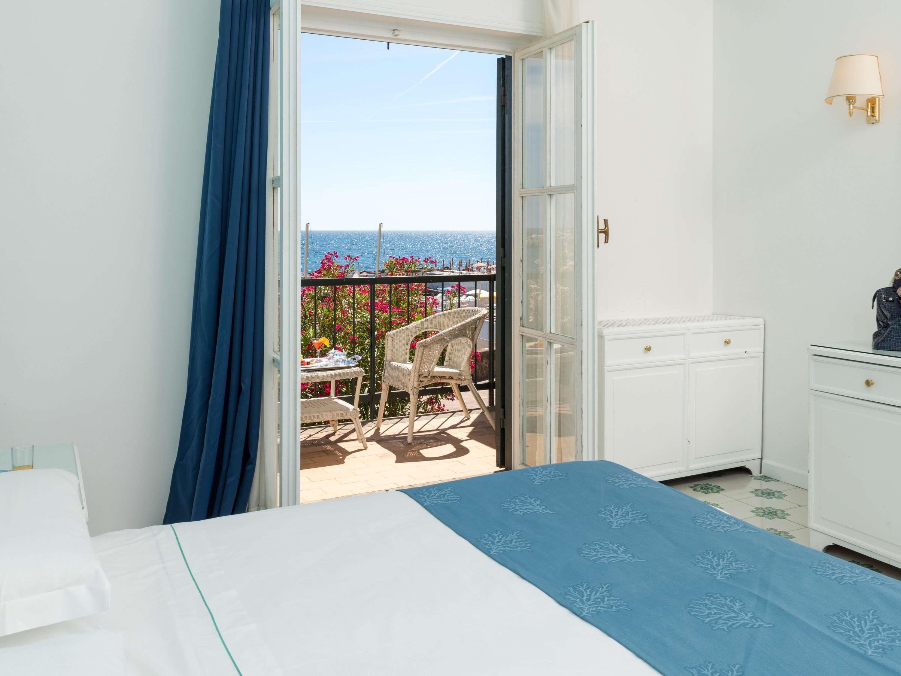 Sunbay Park Hotel Civitavecchia Bagian luar foto