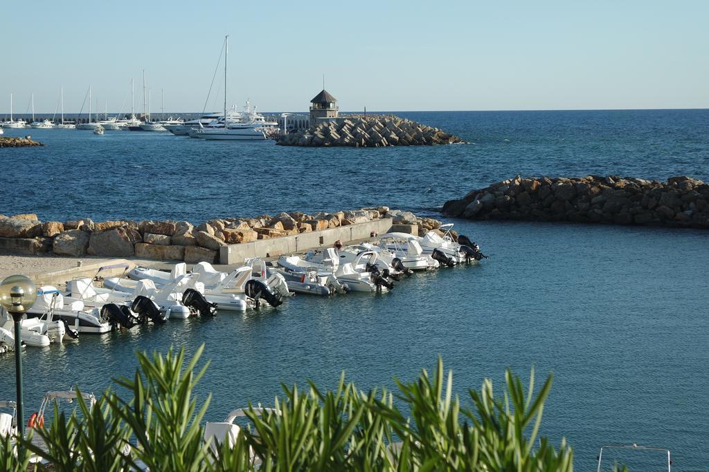Sunbay Park Hotel Civitavecchia Bagian luar foto