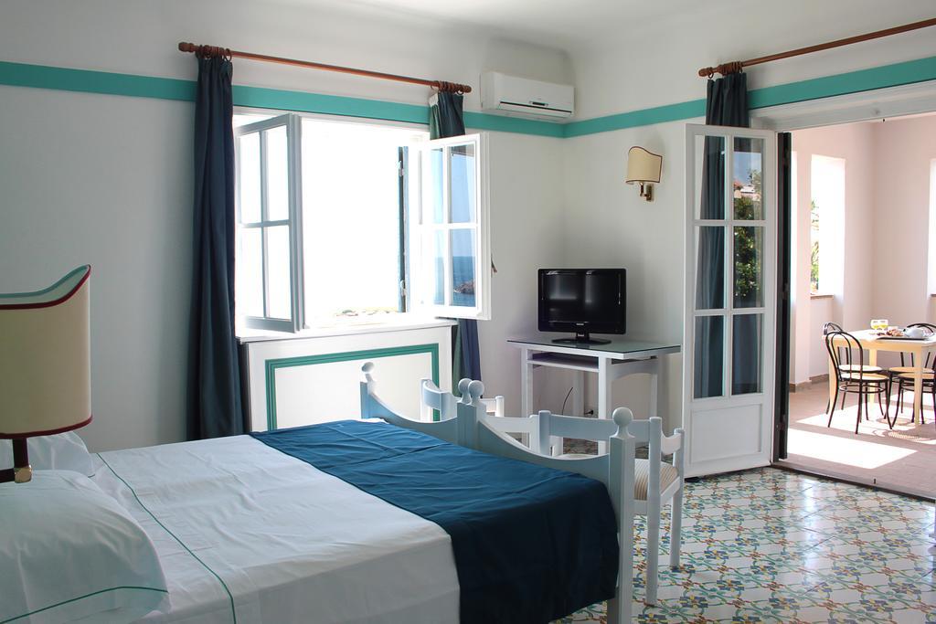 Sunbay Park Hotel Civitavecchia Bagian luar foto