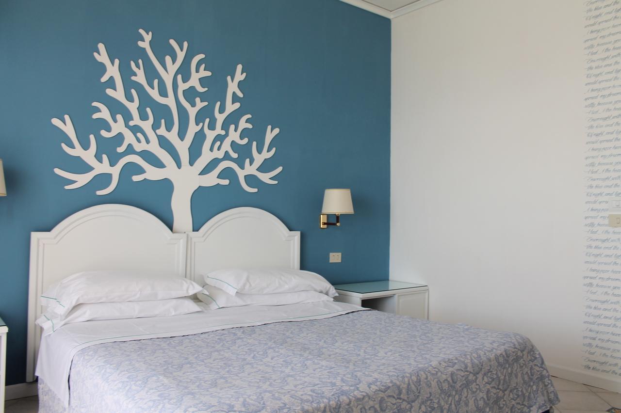 Sunbay Park Hotel Civitavecchia Ruang foto